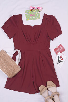 Fine Square Neck V Cut Puff Sleeve Pleated Playsuit (Maroon)